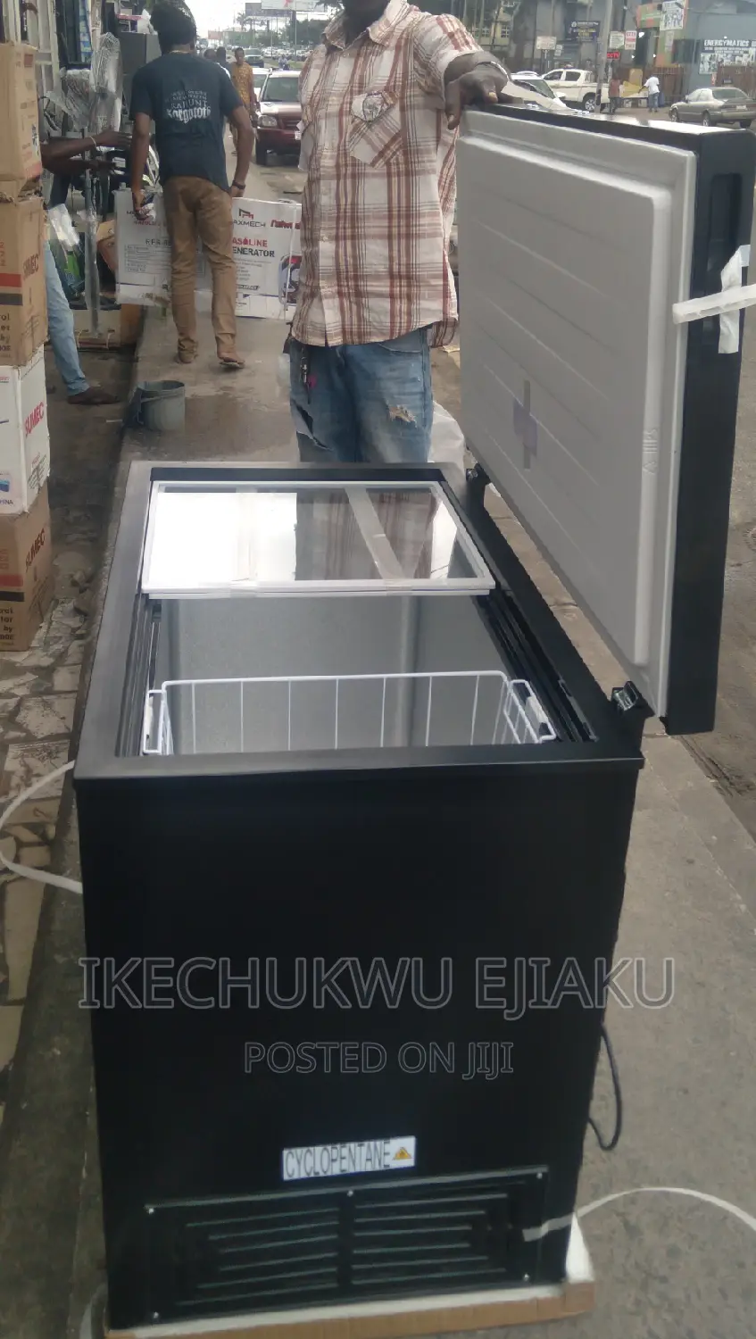 Hisense Black Freezer Model 320