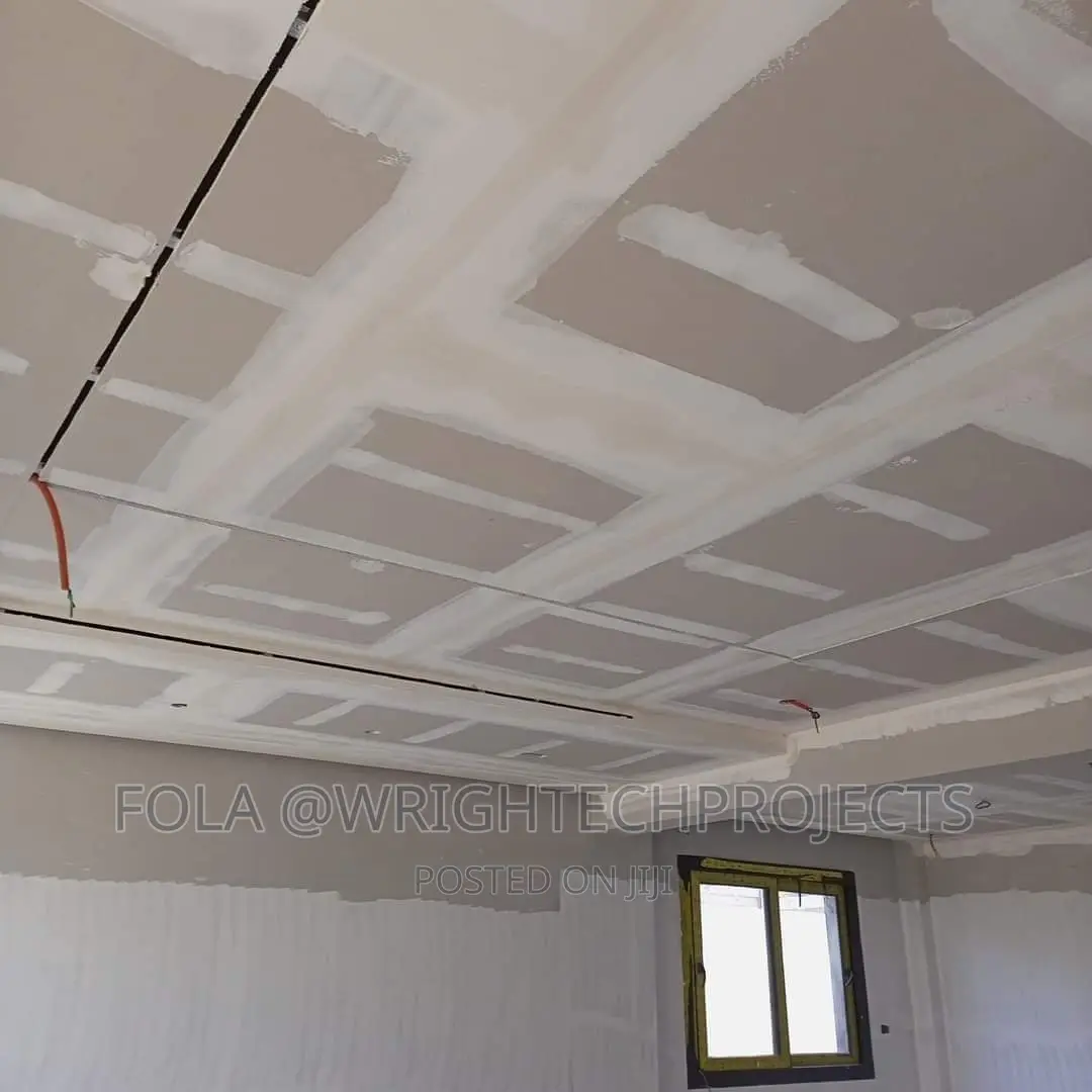 Drywall Ceiling With Screeding