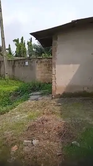 3bdrm Bungalow in Afobaje Ota for sale