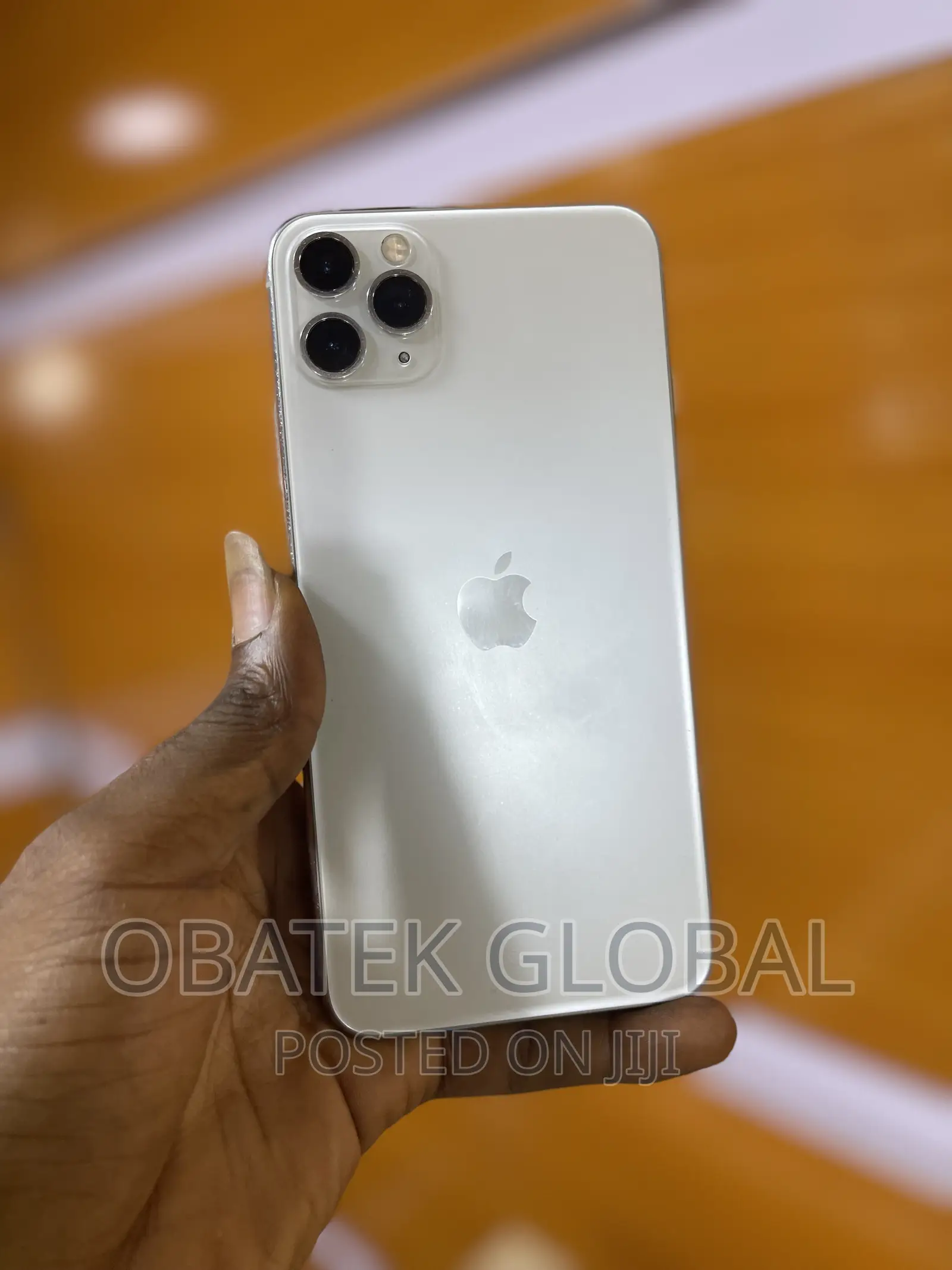Apple iPhone 11 Pro Max 64 GB White