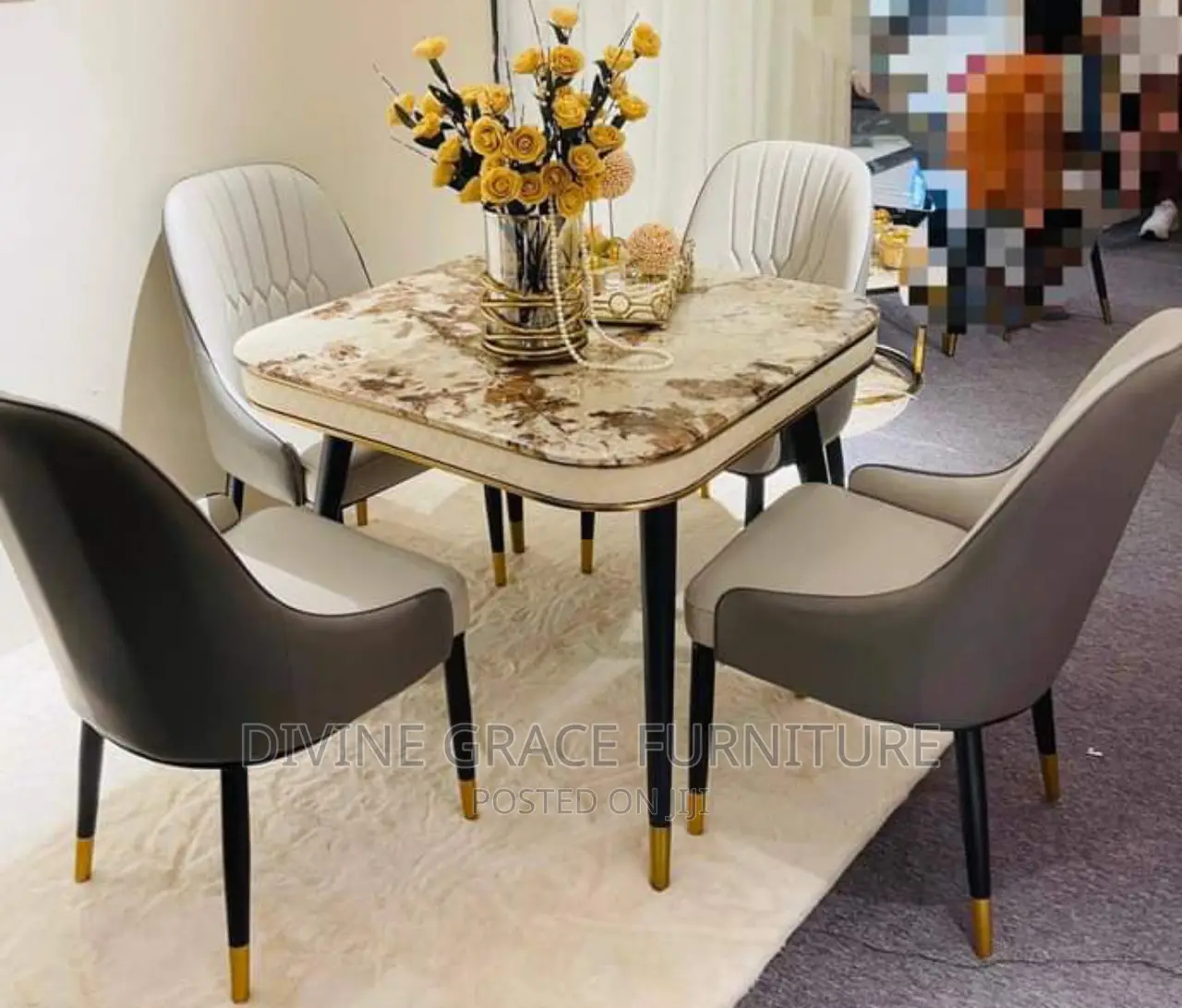 4 Seater Dinning Table