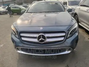 Mercedes-Benz GLA 250 2015 Blue