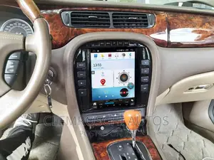 High Quality Certified Android Touch Screen JAGUAR F PACE.