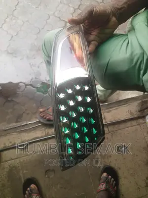 Back Light Infinity F35