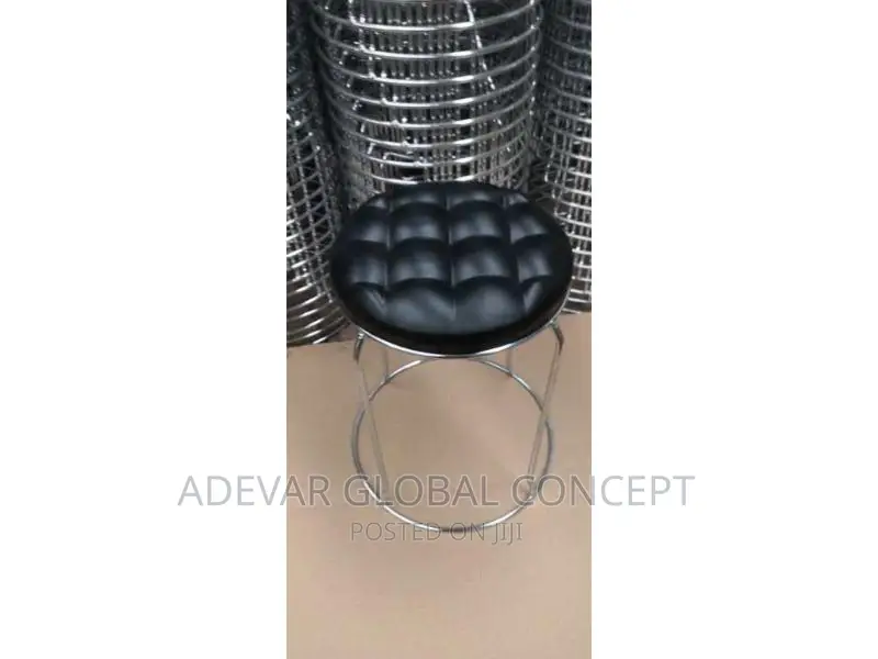 FOAMY TOP STOOL Strong and Durable Chair