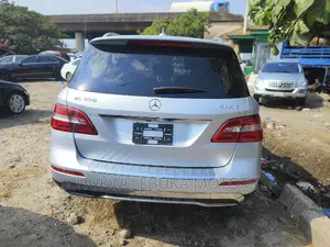 Mercedes-Benz M Class 2015 Silver