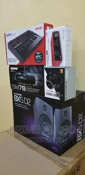 Premium Studio Pack ( Studio Bundle Focusrite 2i2 Bundle)
