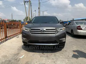 Toyota Highlander Limited 2012 Gray
