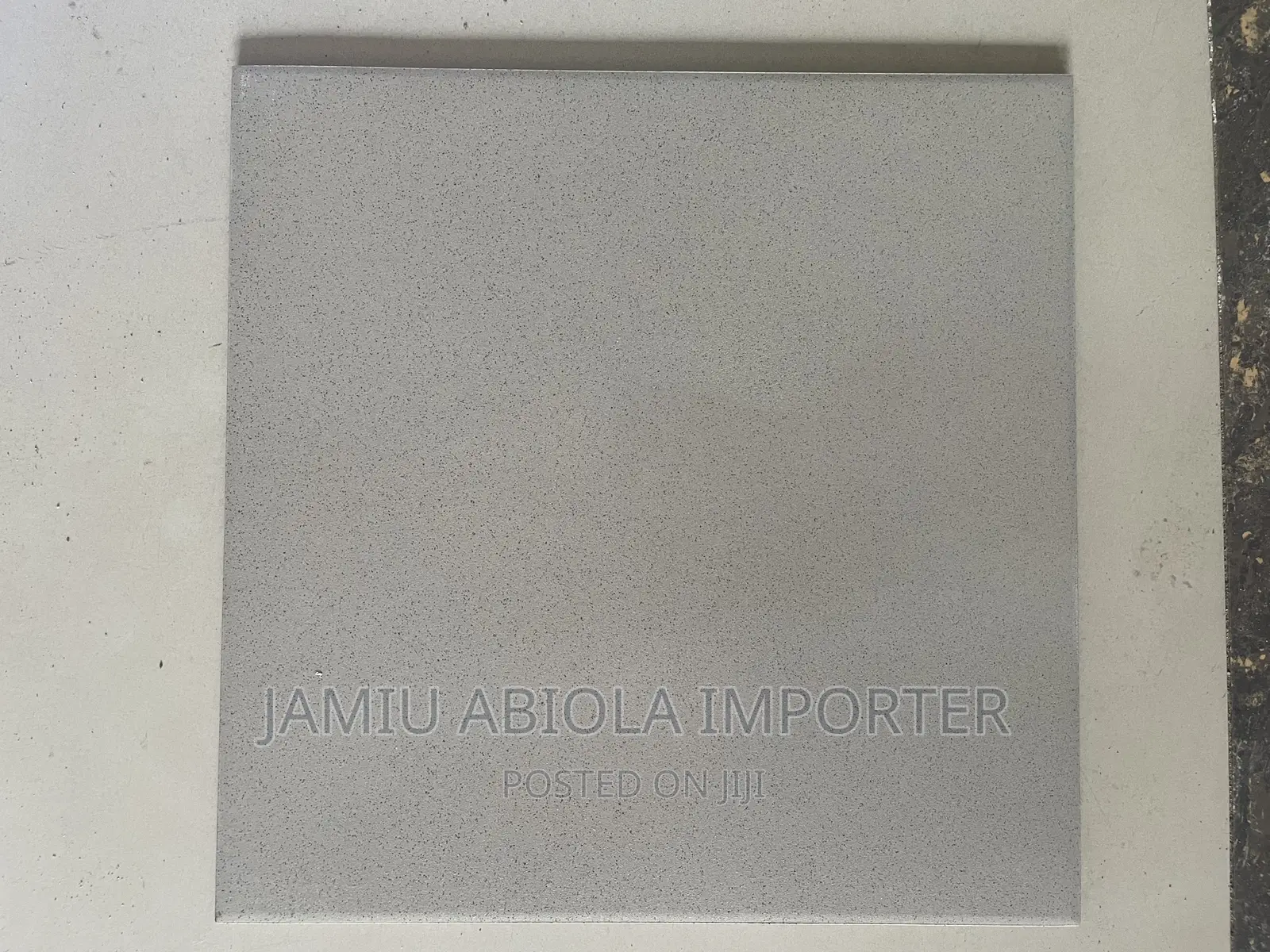 Vitrified 40*40 Royal Products Vb Plain