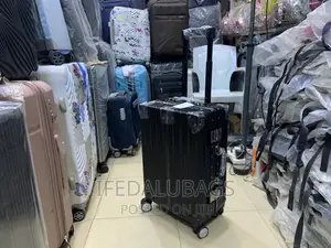 Small Size Quality Imported Aluminum Frame Travel Luggage