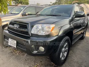 Toyota 4-Runner Limited 2008 Gray