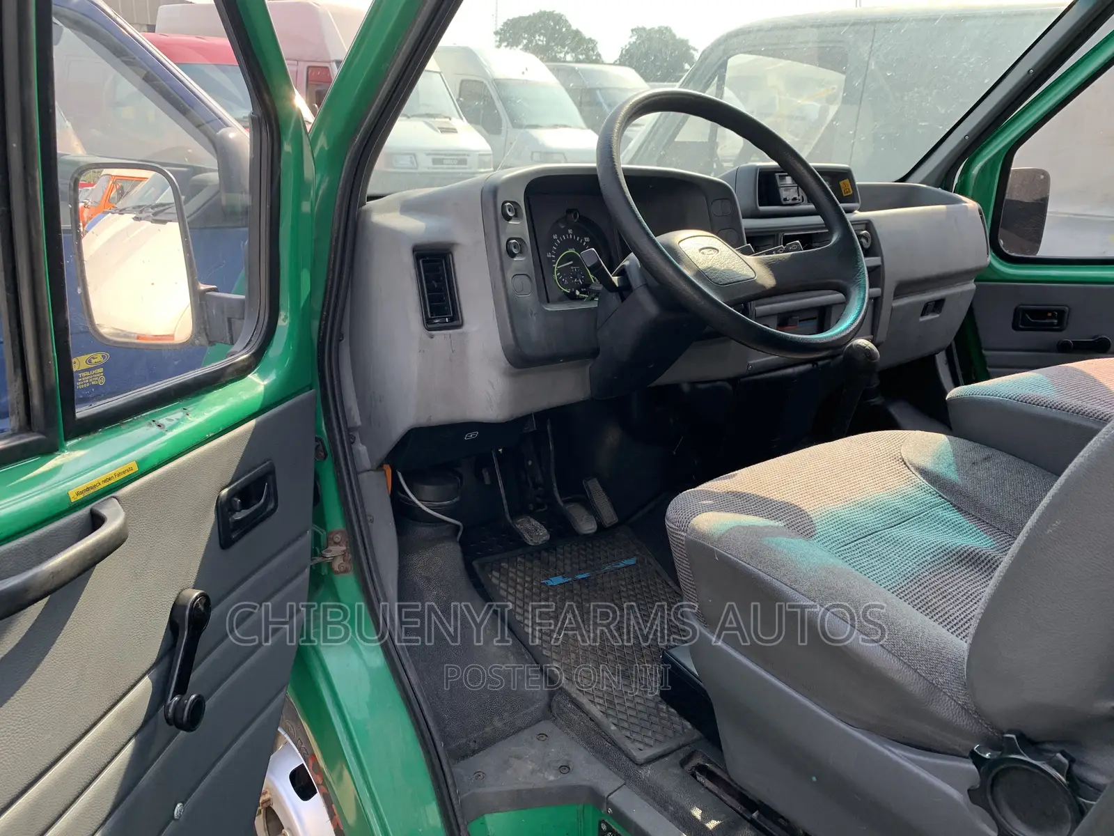 Ford Transit 1999 Green