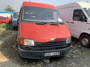 Ford Transit 1999 Red