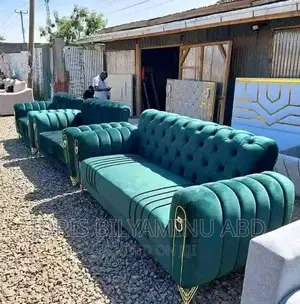 A Complete Set of Chairs