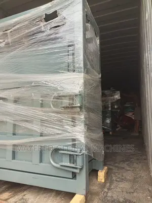 Vertical Baling Machine 40 Ton