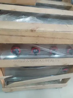 Four Gas Burner Sitter With Oven