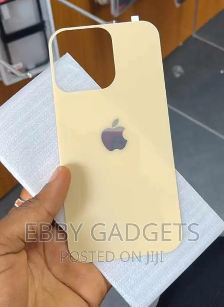 Ultra Glossy Back Tempered Glass