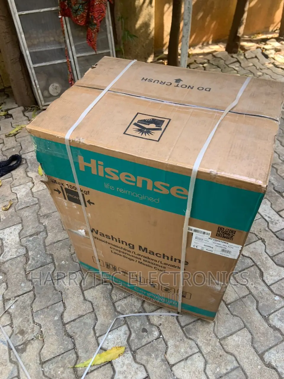 Hisense Washing Machine Front Loader Washing and Spinning .