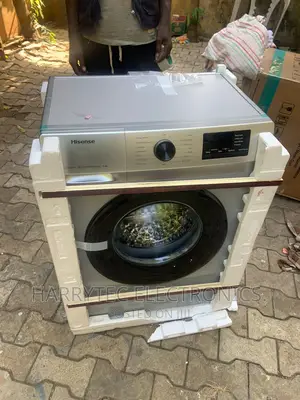 Hisense Washing Machine Front Loader Washing and Spinning .