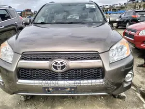 Toyota RAV4 2.5 Limited 2010 Brown