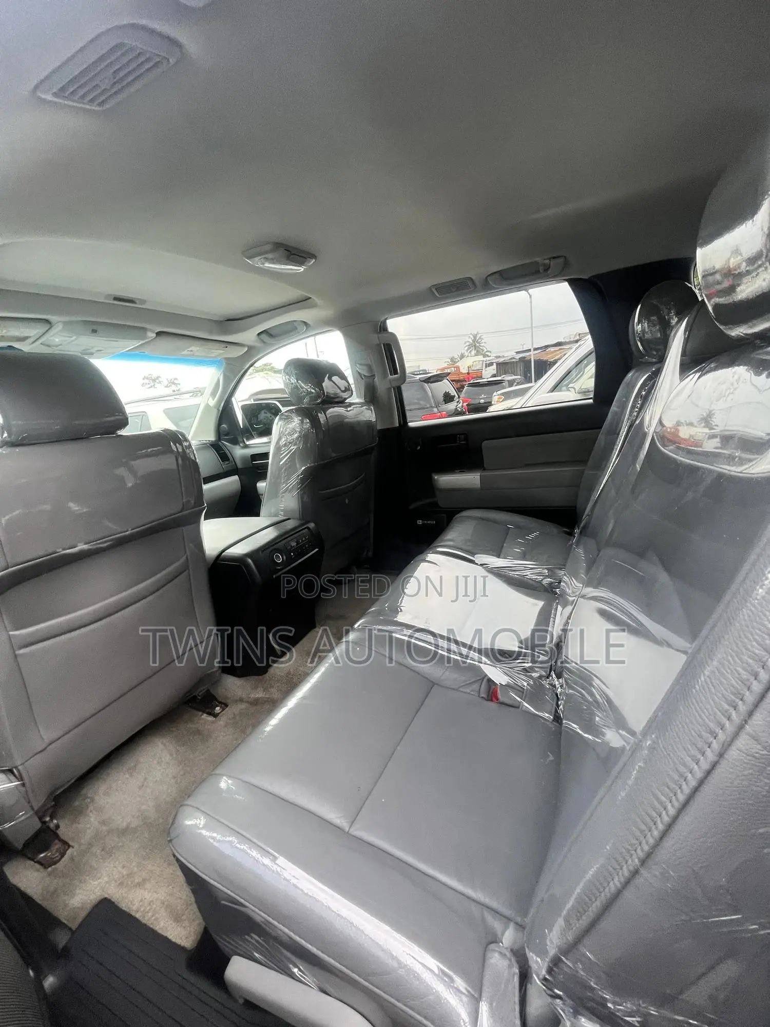 Toyota Sequoia 2010 Silver