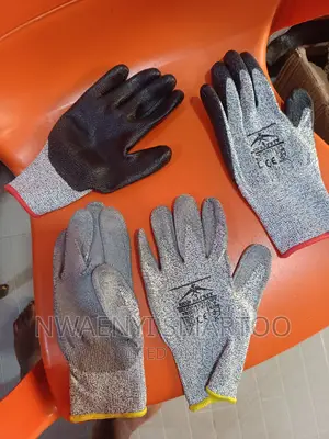 Anti Slip Hand Gloves
