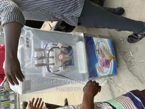 Standing Soft Serve Ice Cream Machine
