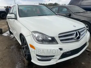 Mercedes-Benz C300 2010 White