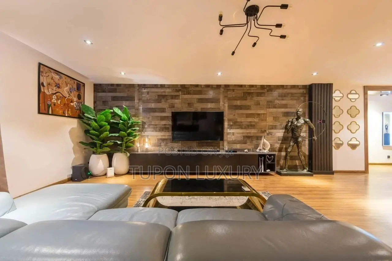Luxury Three Bedroom Waterfront Apartment.