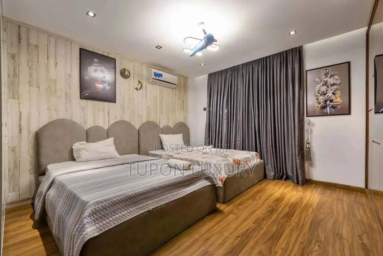 Luxury Three Bedroom Waterfront Apartment.