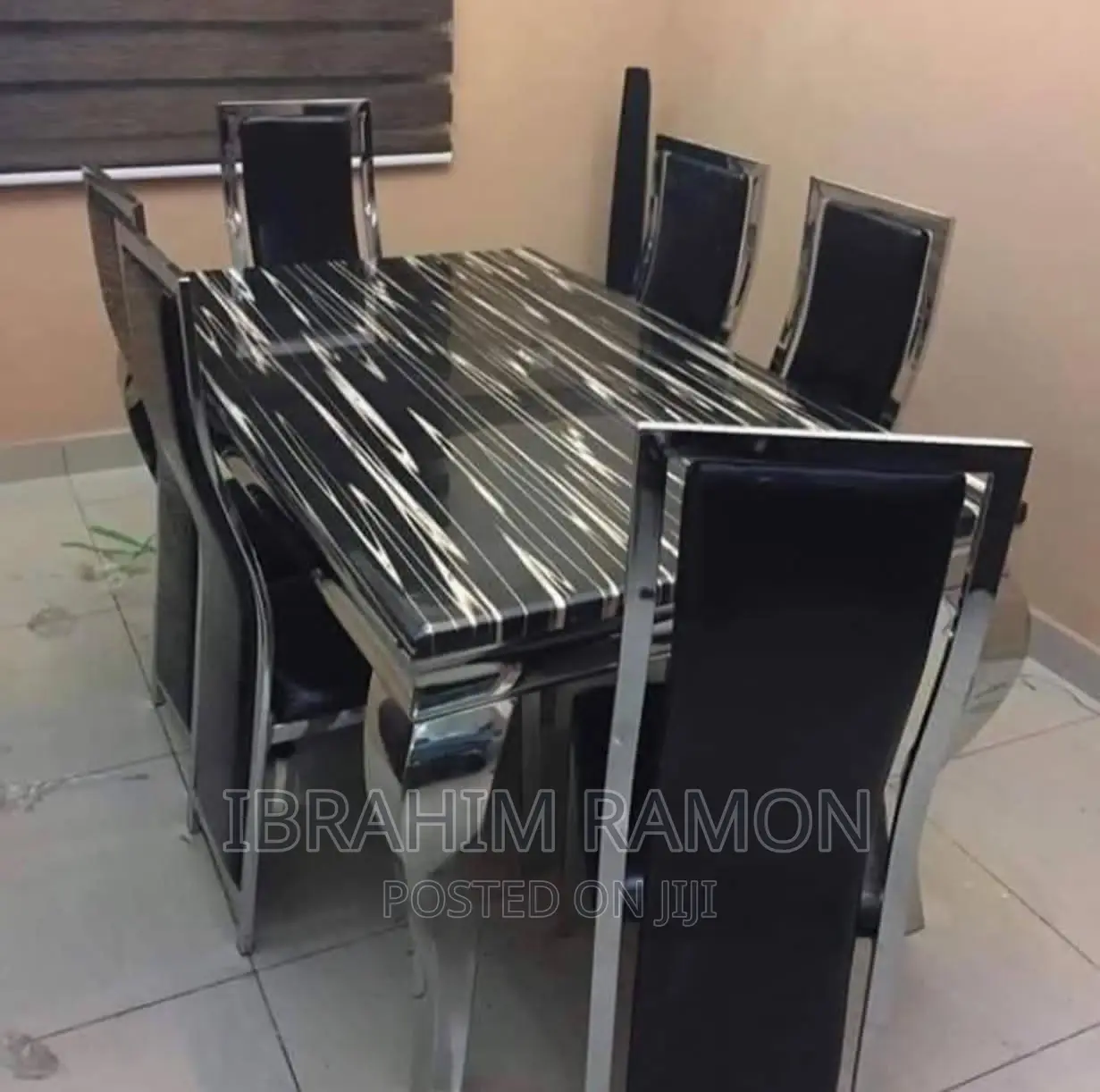 Dinning Table