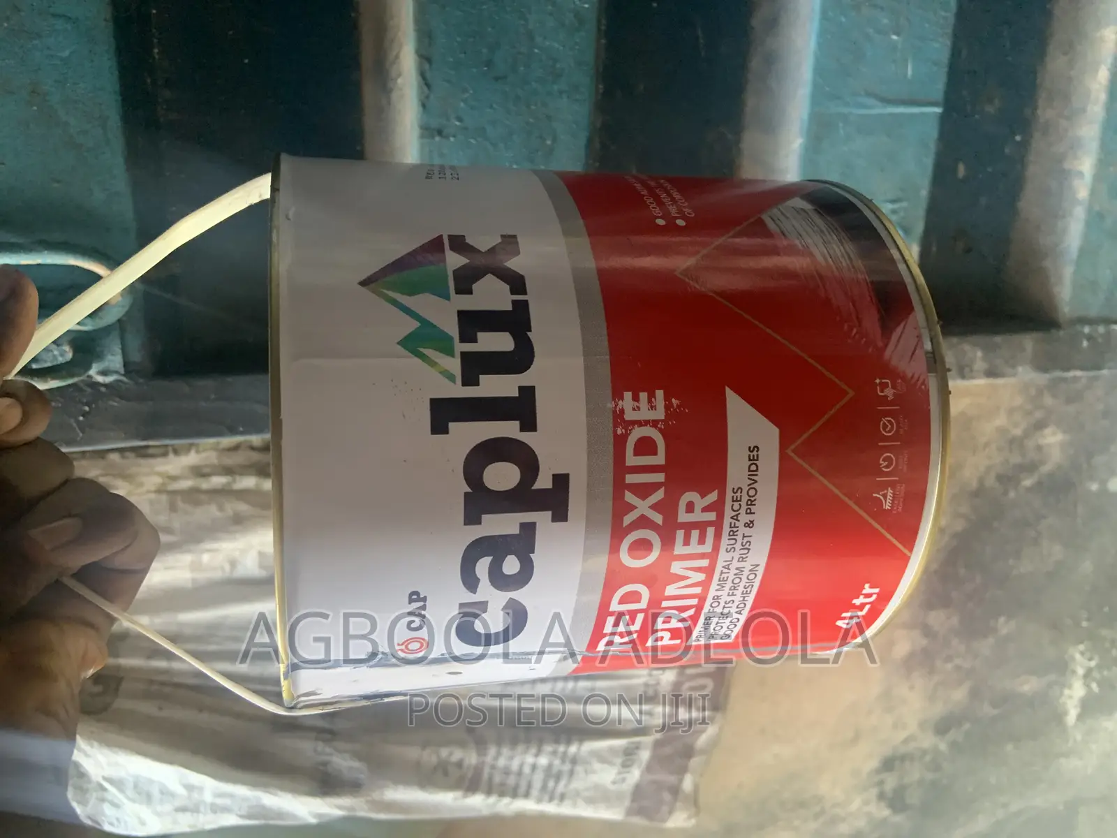 Caplux Paint