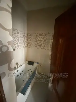 3bdrm Duplex in Ologolo, Lekki for rent