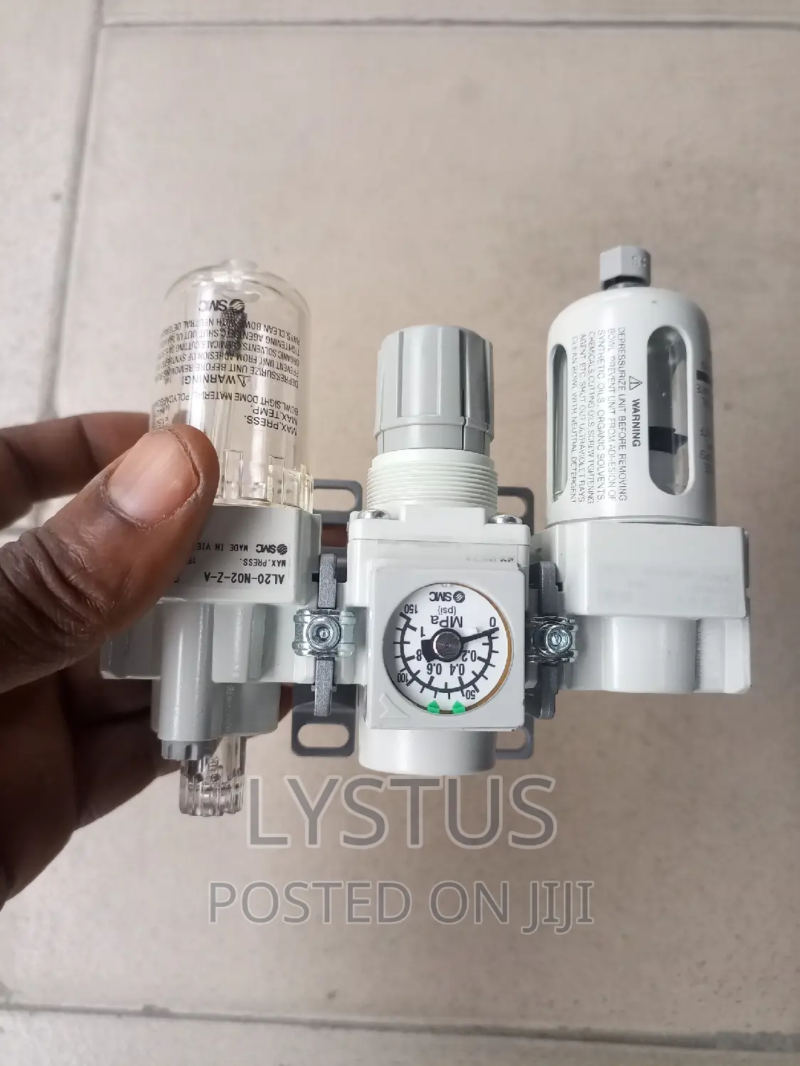 SMC 1/4" Filter Regulator Lubricator Combo