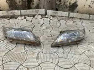 Toyota Camry Headlight Set 2007 2008 2009