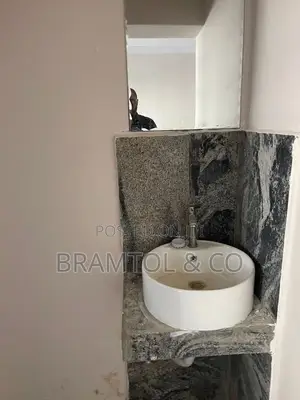2bdrm Block of Flats in Dawaki for rent