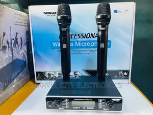 Sh-9300 Professional Wireless Microphone