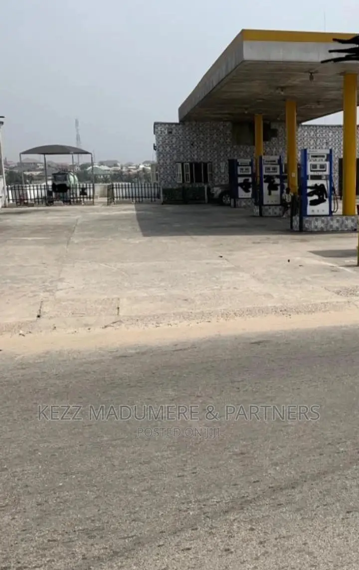 For Sale Functional Filling Station