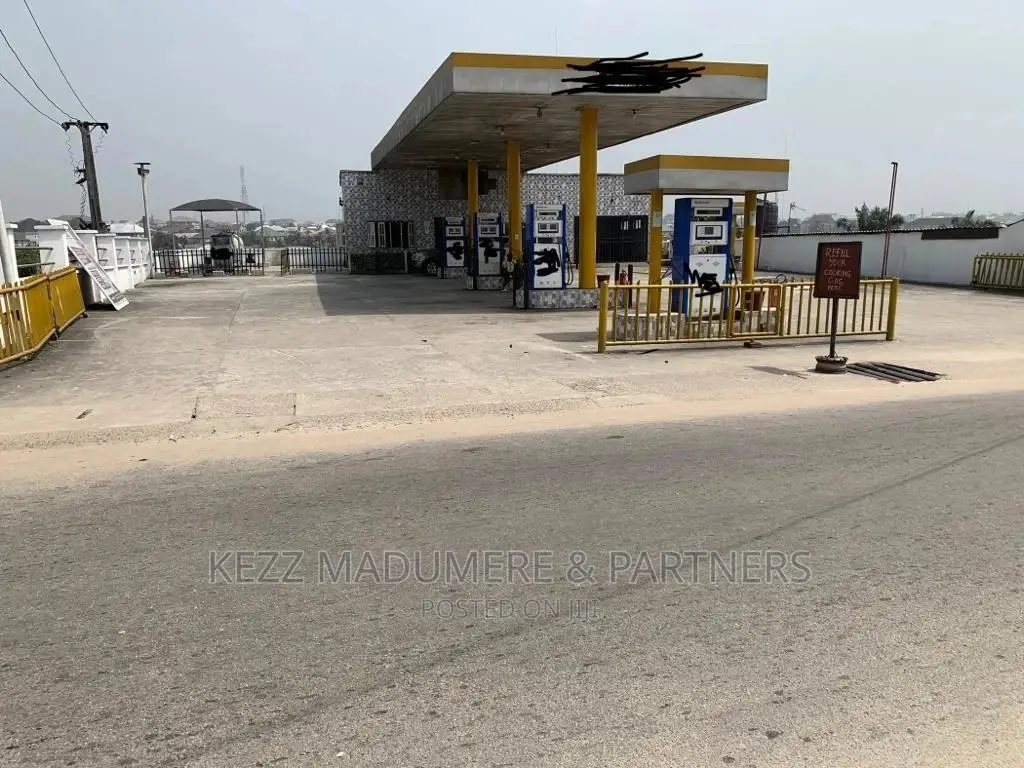 For Sale Functional Filling Station