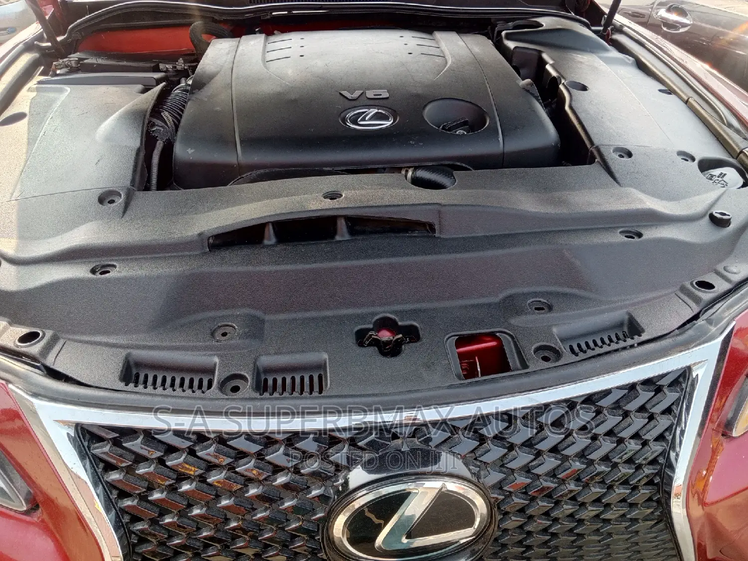 Lexus IS 250 2012 Red