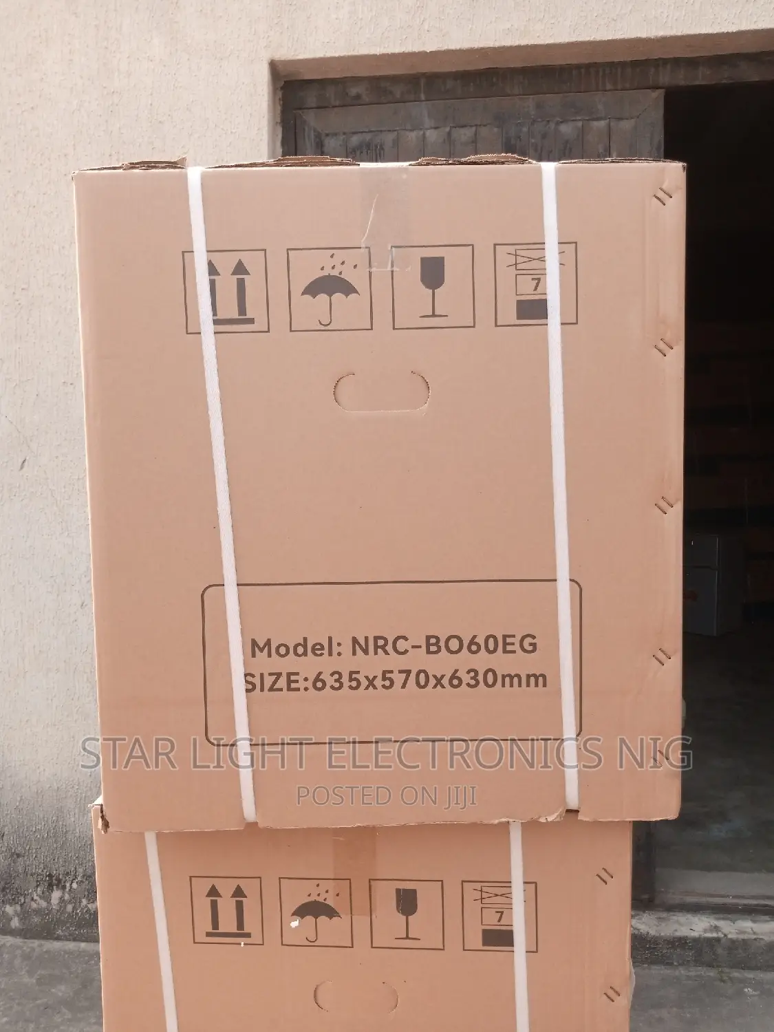 Newcastle Electric Oven Built-In