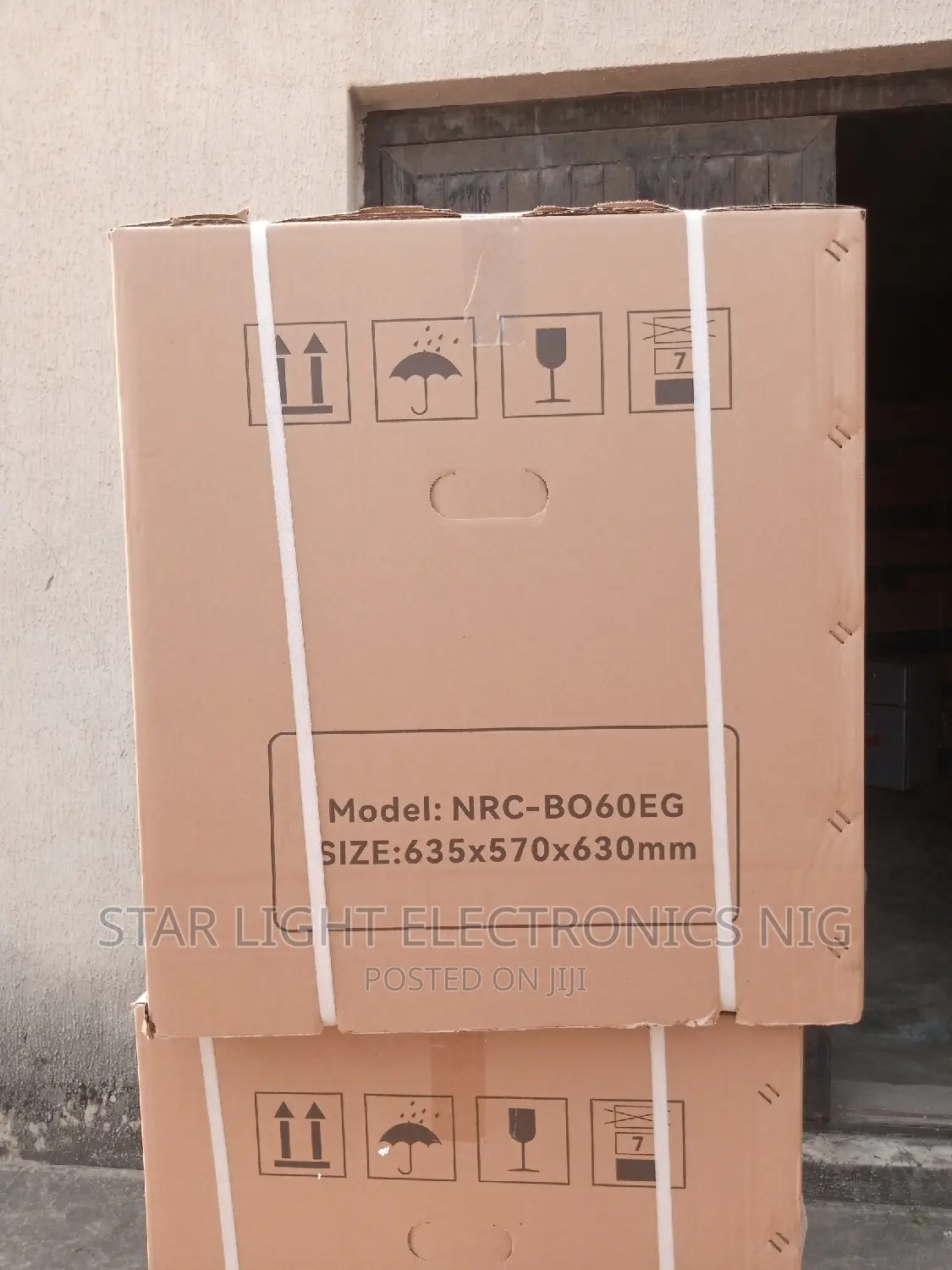 Newcastle Electric Oven Built-In