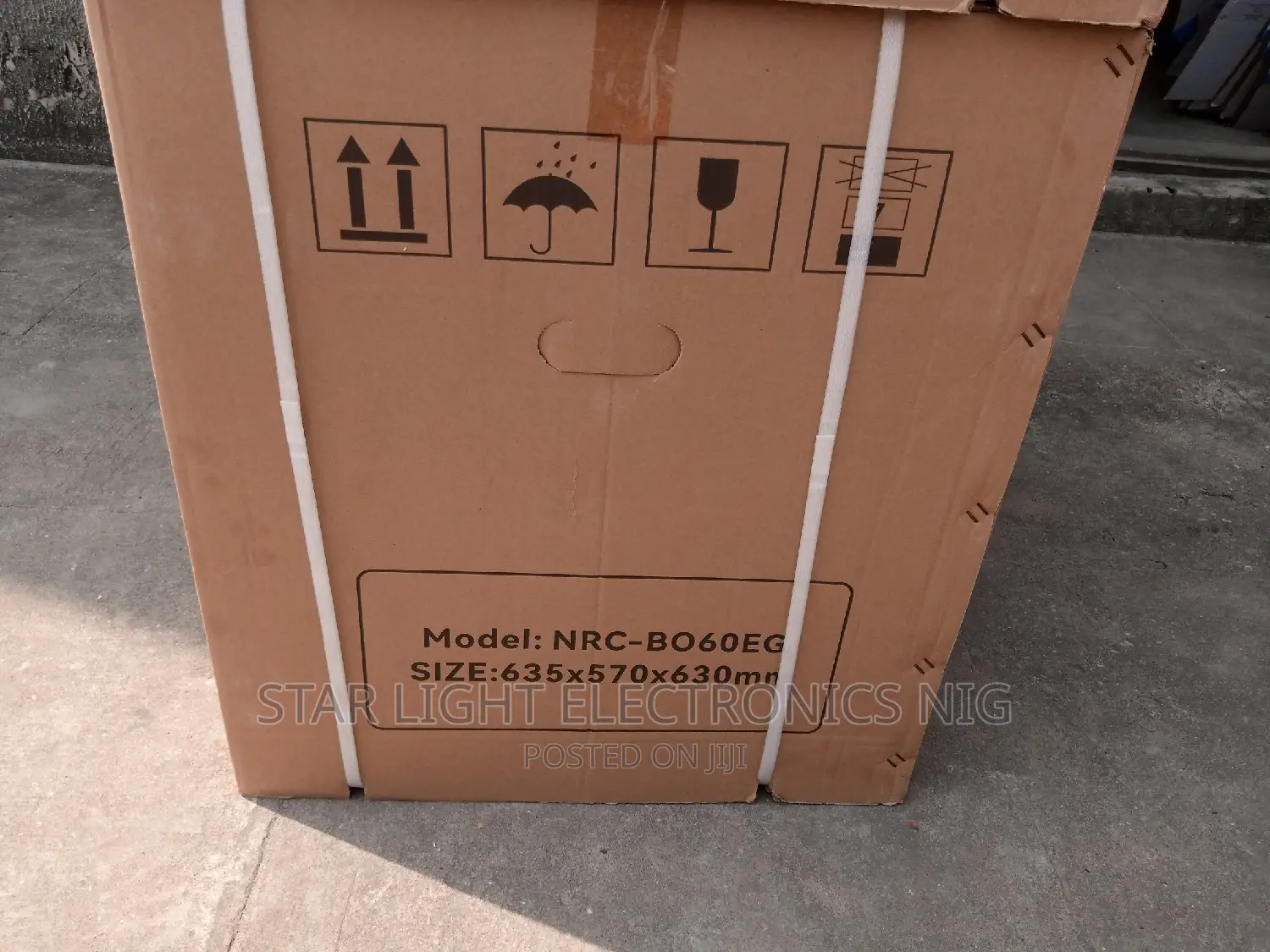 Newcastle Electric Oven Built-In