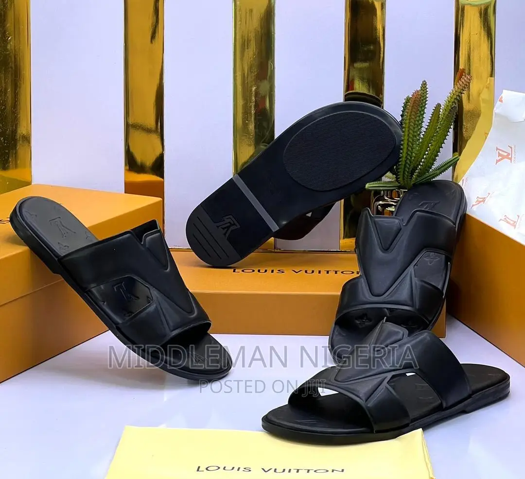 Louis Vuitton Slippers