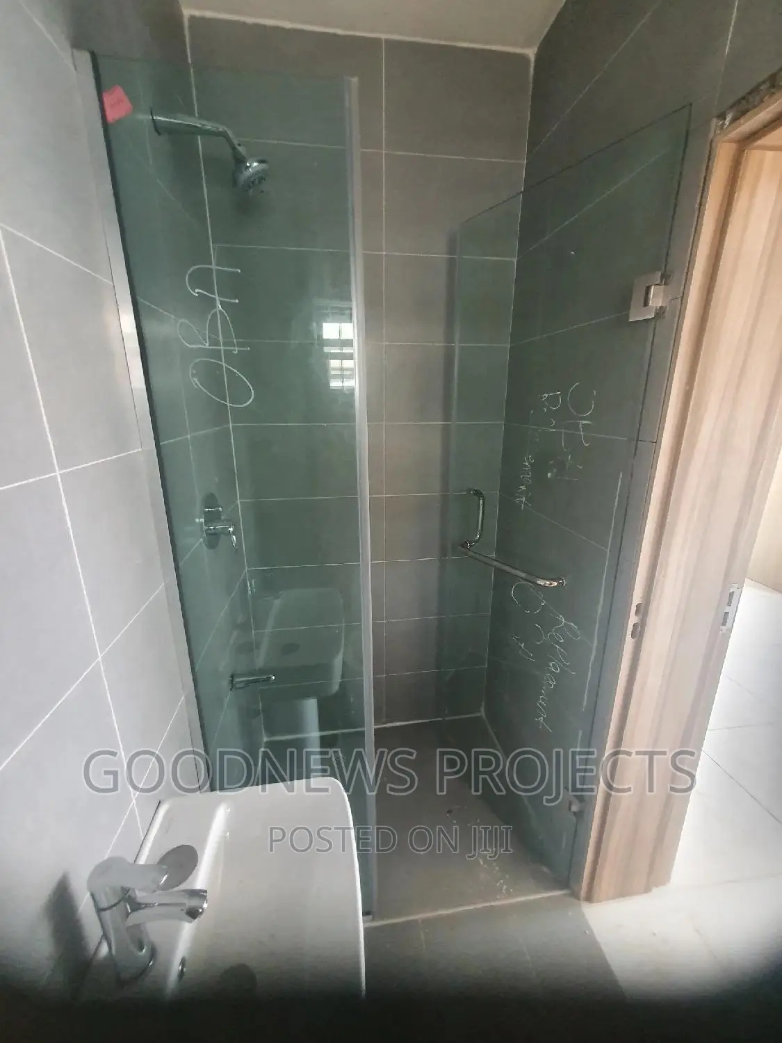 Shower Hinge Glass