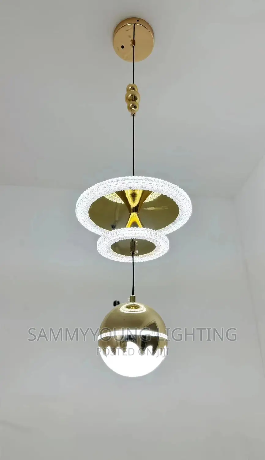 Quality Modern Ceiling Mounted LED Pendant Chandelier Light