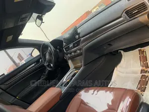 Honda Accord 2019 Gray