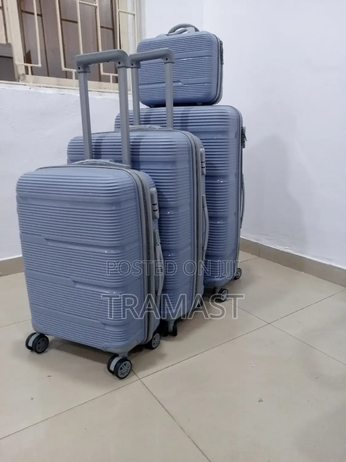 Durable Plastic Travel Luggage Sets