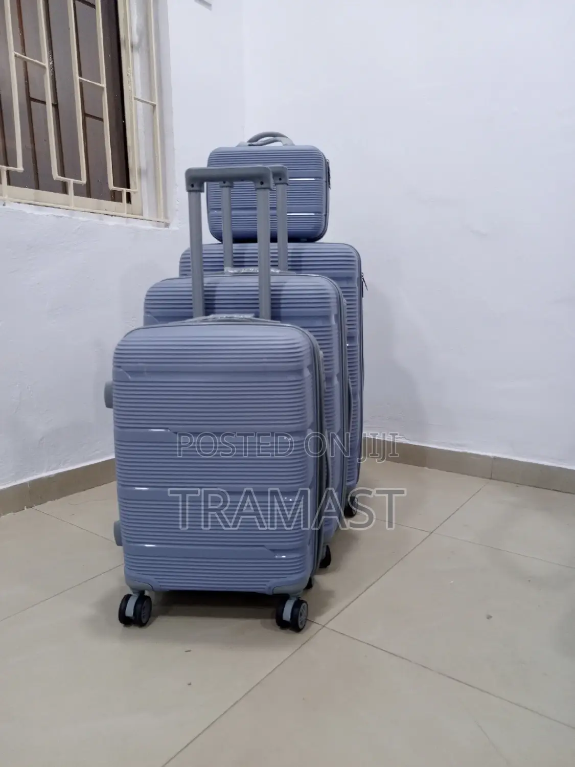 Durable Plastic Travel Luggage Sets
