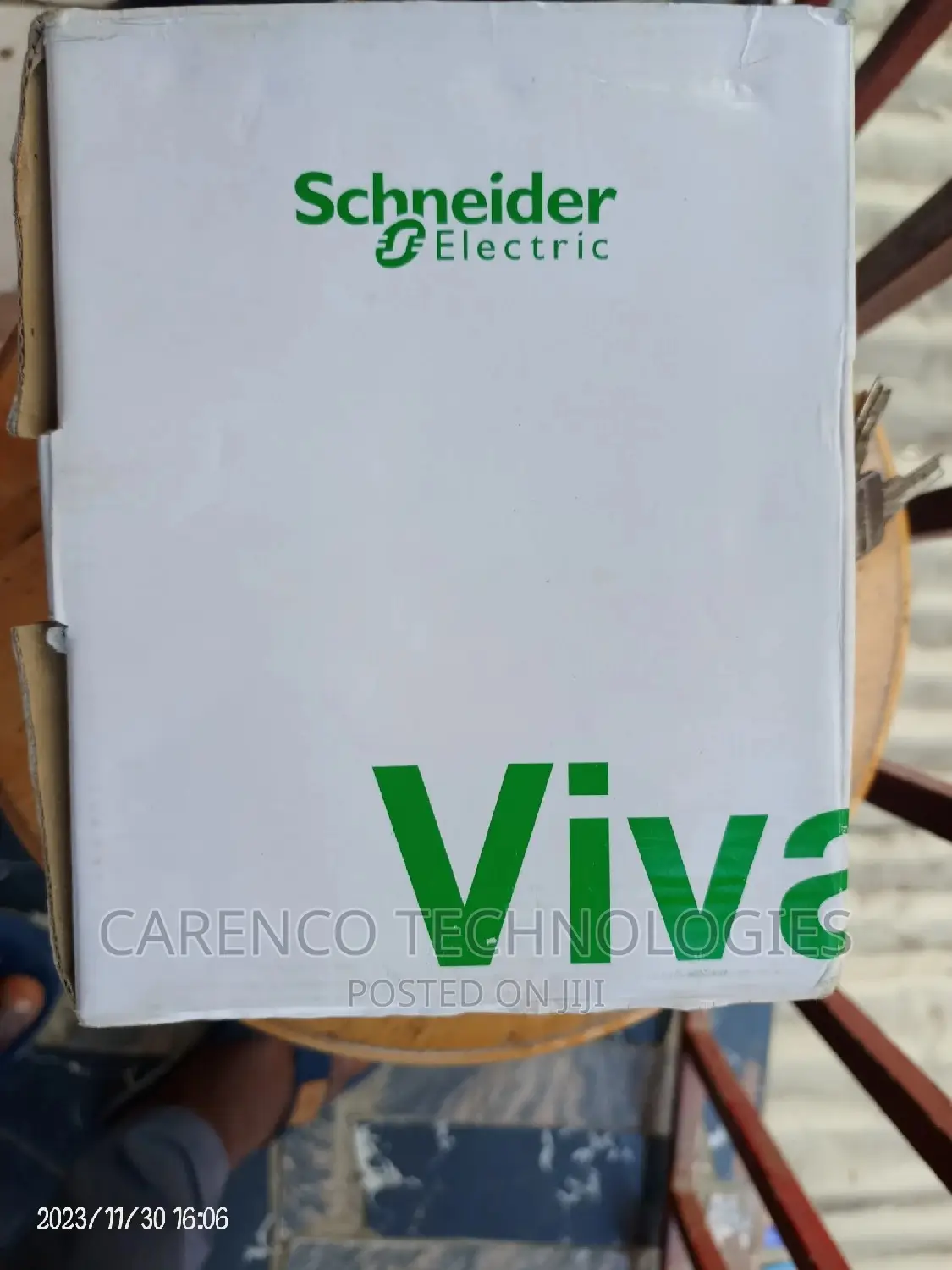 Original Schneider Shavers Socket 115V - 240V